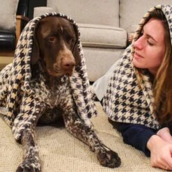 Manta Para Mascotas "Houndstooth" Tall Tails -Mascotas Productos Tienda manta frazada houndstooth 76x102 03