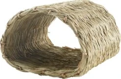 Guarida Y Túnel De Heno "Timothy Club"